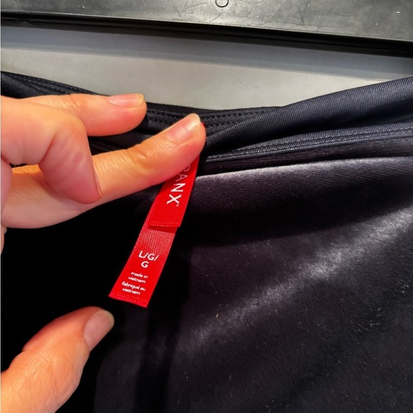 SPANX navy Velvet Leggings Sleek Form-Fitting Design comfort athleisure casual - Picture 12 of 14